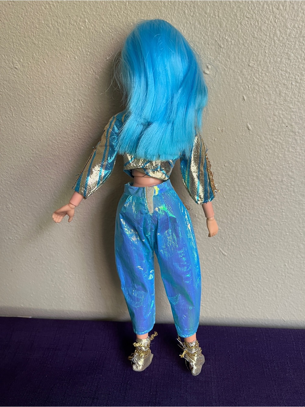 Vintage 1986 Hasbro JEM and the Holograms AJA Doll 12" Loose w/ Custom Outfit - Picture 2 of 2